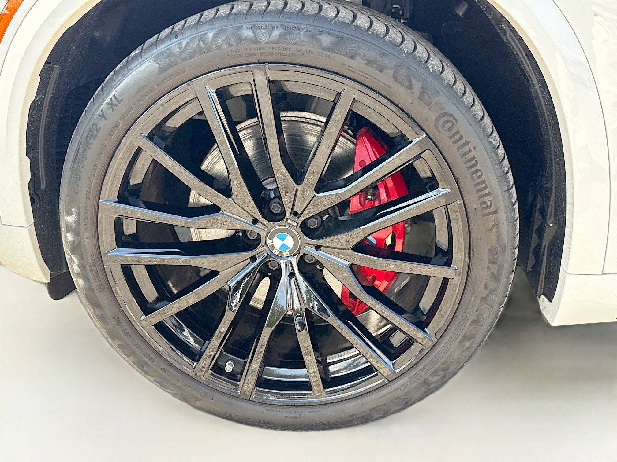 Used 2024 BMW X5 xDrive40i w/ Executive Package image 44