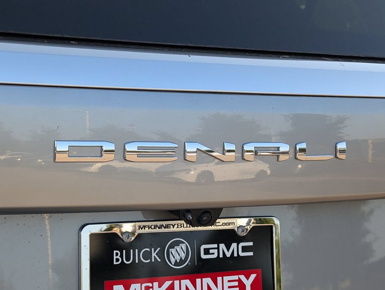 New 2026 GMC Yukon Denali w/ Sun & Power Step Package AWD/4WD image 7
