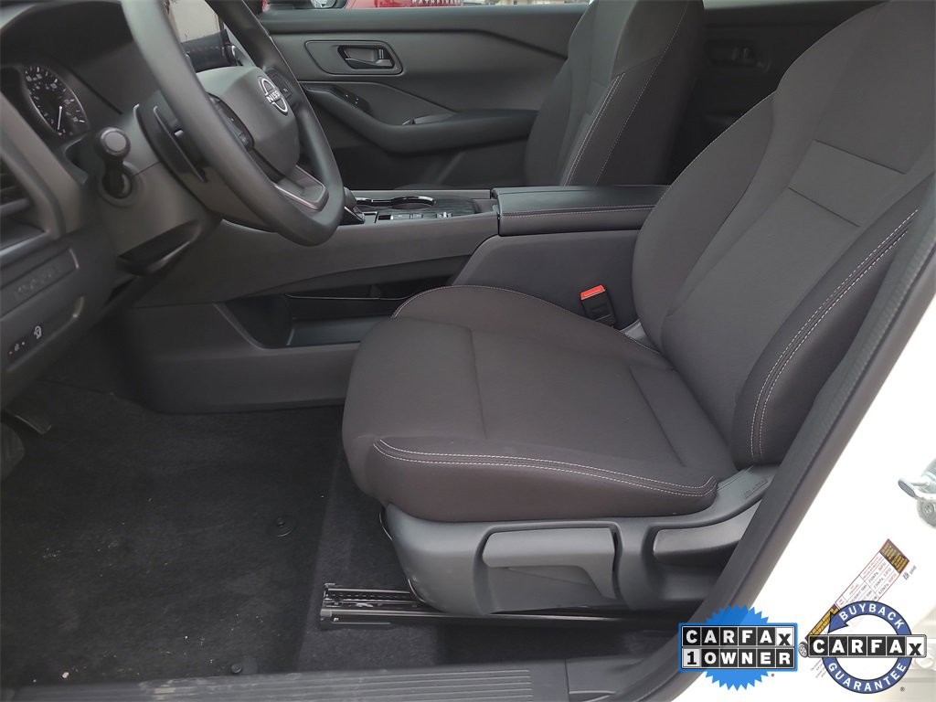 Certified 2025 Nissan Rogue S image 14