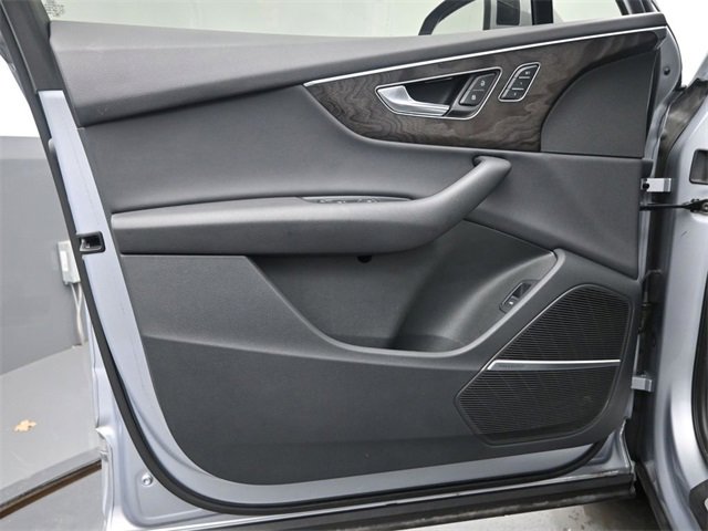 Used 2021 Audi Q7 3.0T Premium Plus w/ Premium Plus Package image 12