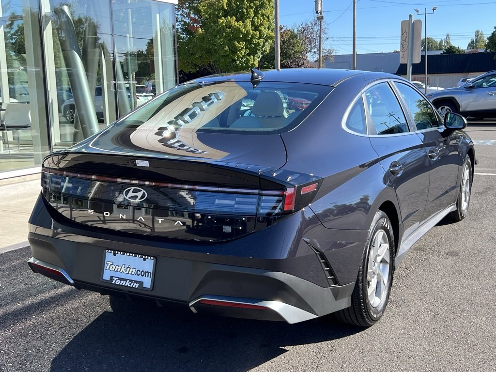 Certified 2025 Hyundai Sonata SE image 6
