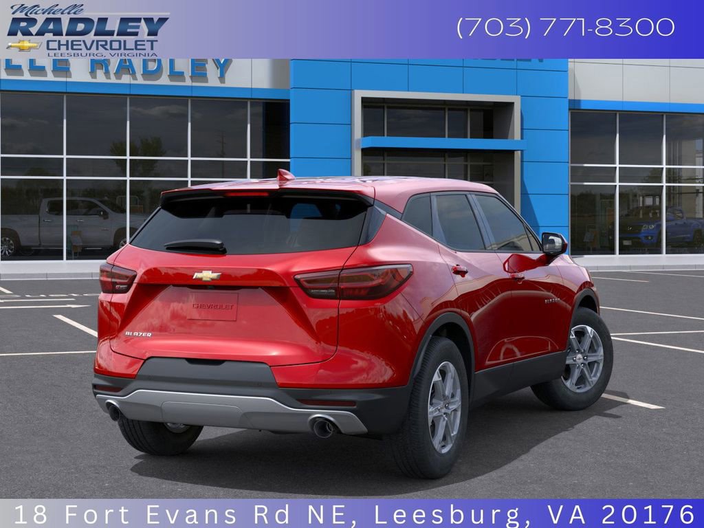 New 2026 Chevrolet Blazer LT image 4