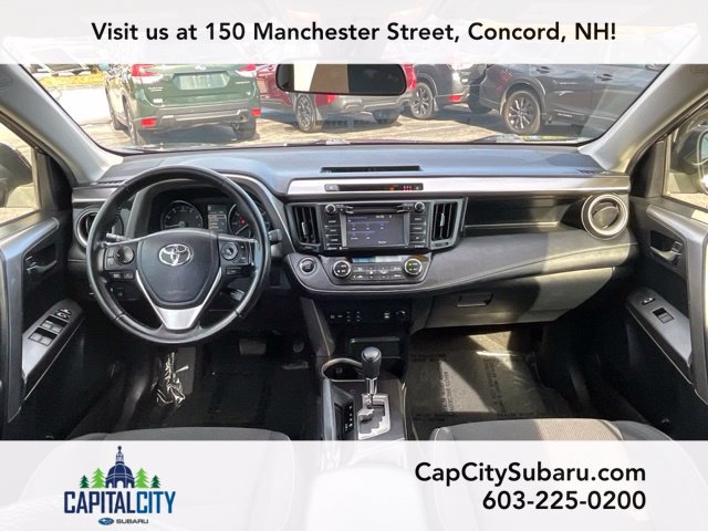 Used 2018 Toyota RAV4 XLE AWD/4WD image 18