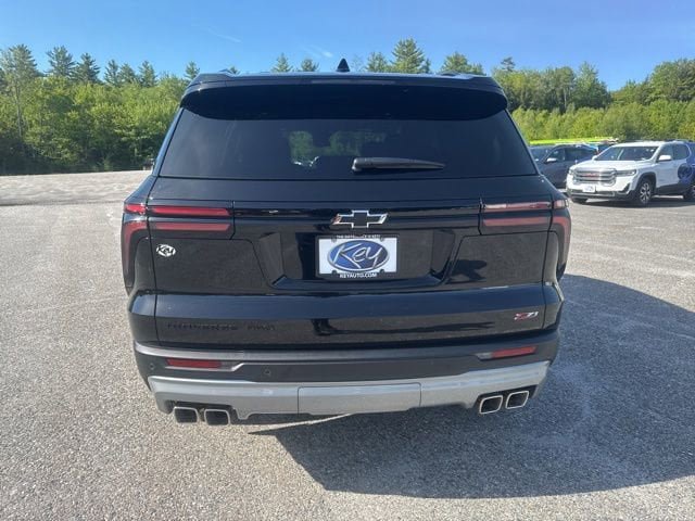 New 2026 Chevrolet Traverse Z71 w/ LPO, Floor Liner Package AWD/4WD image 5