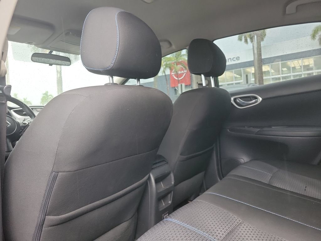 Used 2018 Nissan Sentra SR w/ SR Midnight Edition Package FWD image 16