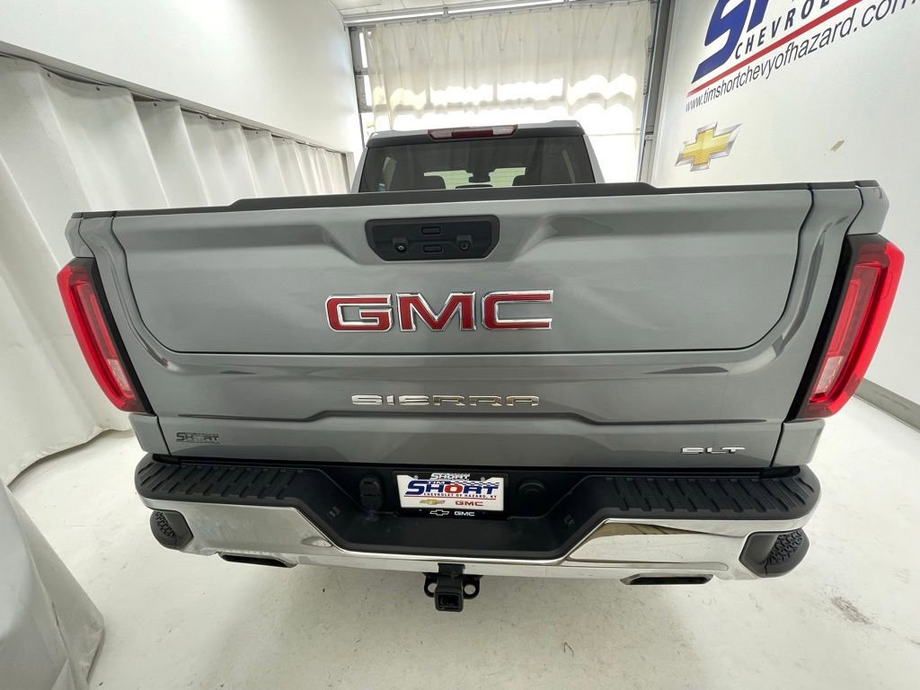 Used 2023 GMC Sierra 1500 SLT w/ SLT Premium Package AWD/4WD image 5