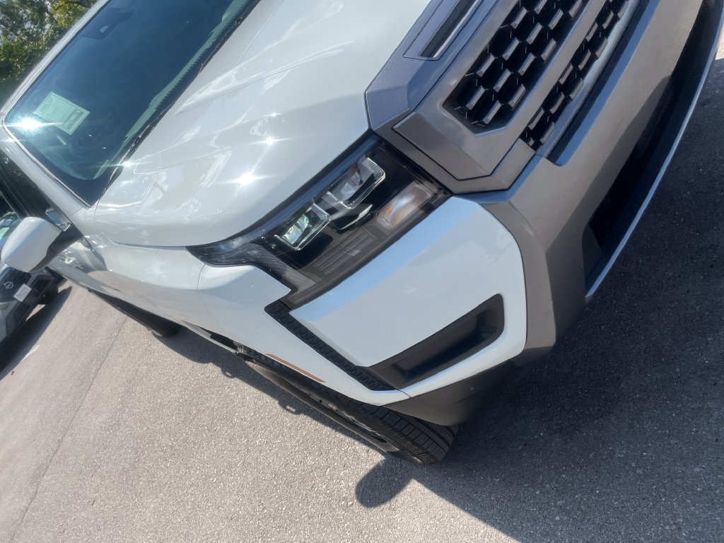 Certified 2026 Nissan Frontier SV w/ All-Weather Content Package AWD/4WD image 37