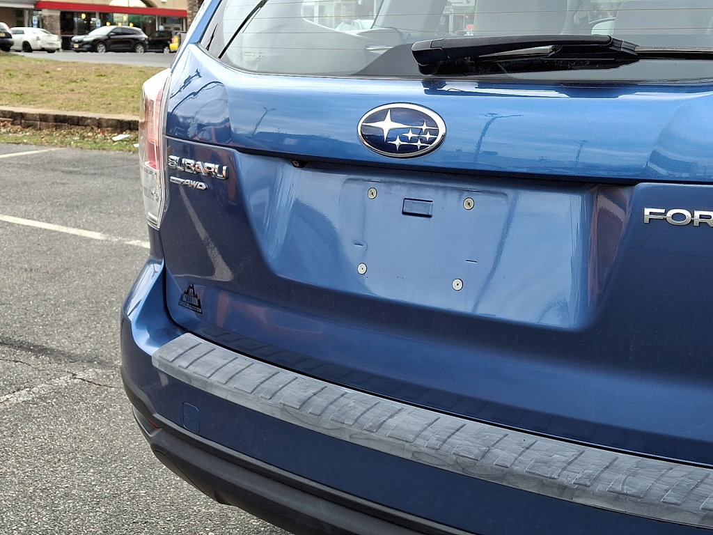 Used 2017 Subaru Forester 2.5i w/ Alloy Wheel Package image 18