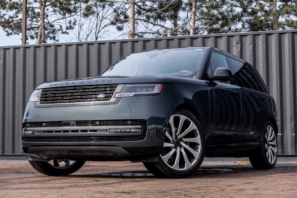 New 2026 Land Rover Range Rover Long Wheelbase SE AWD/4WD image 1