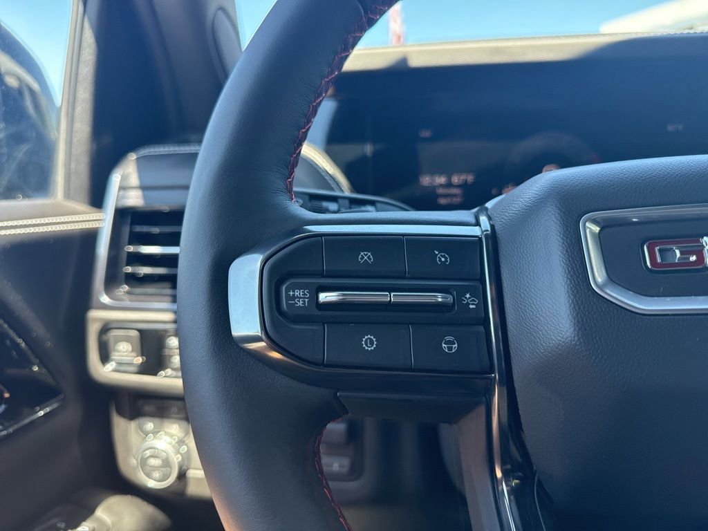 Used 2025 GMC Yukon XL AT4 Ultimate w/ LPO, AT4 Appearance Package AWD/4WD image 19