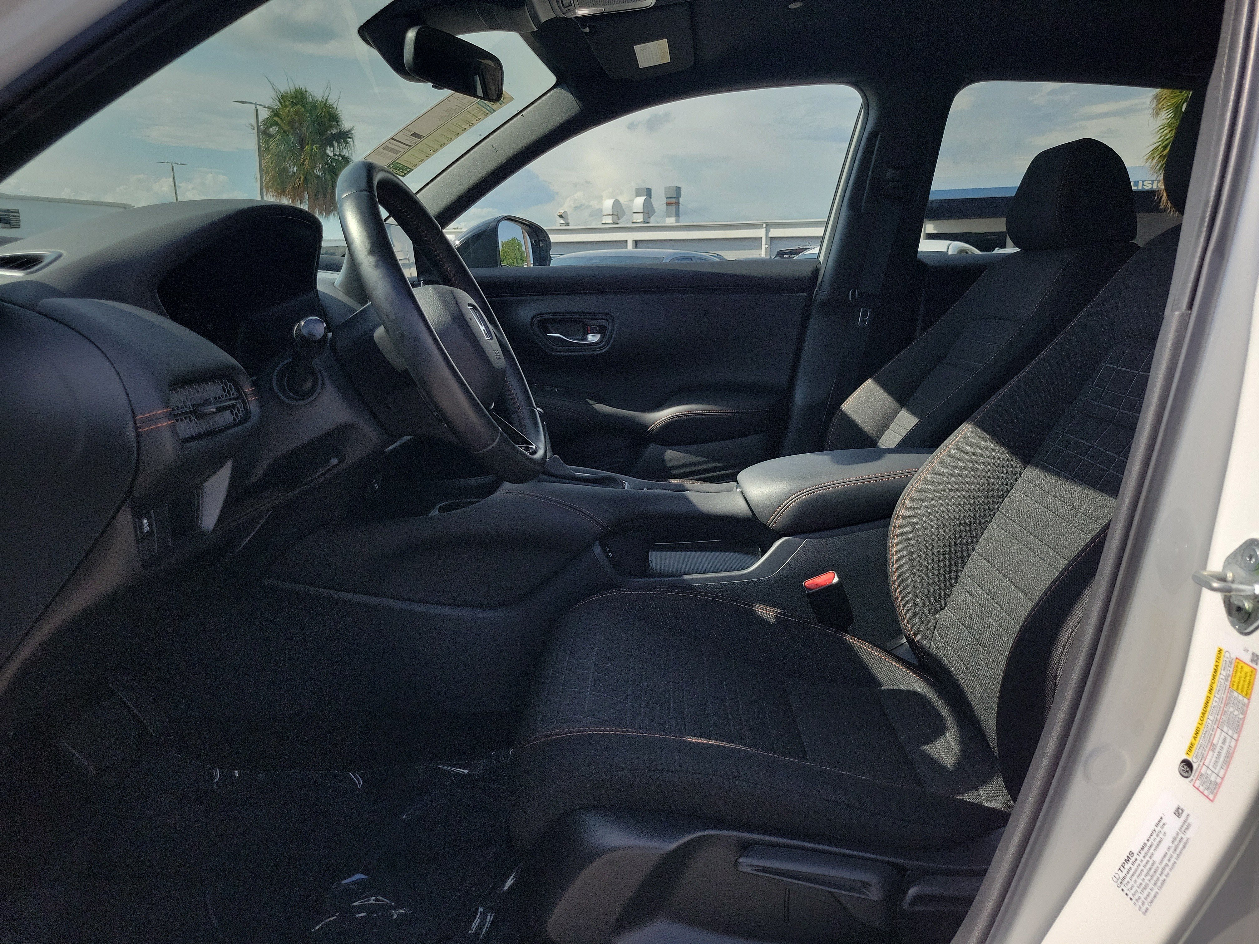 Used 2025 Honda HR-V Sport image 20