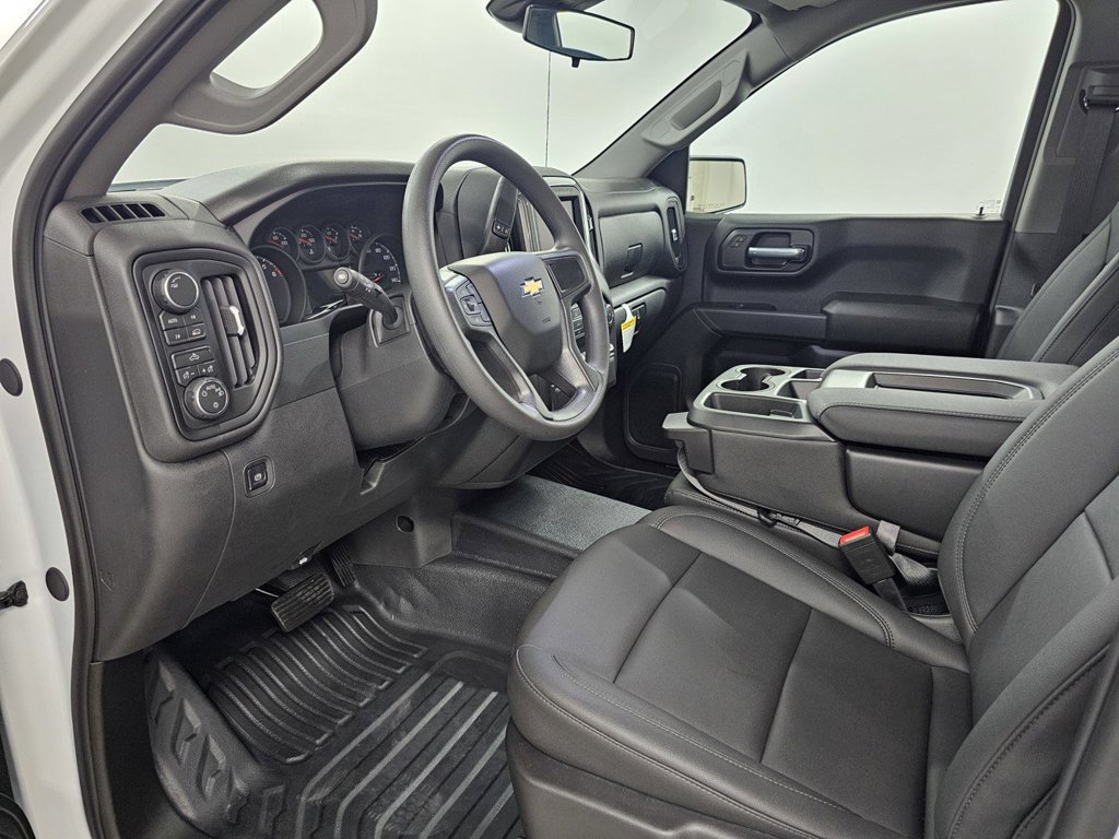 Used 2026 Chevrolet Silverado 1500 W/T w/ Trailering Package AWD/4WD image 17
