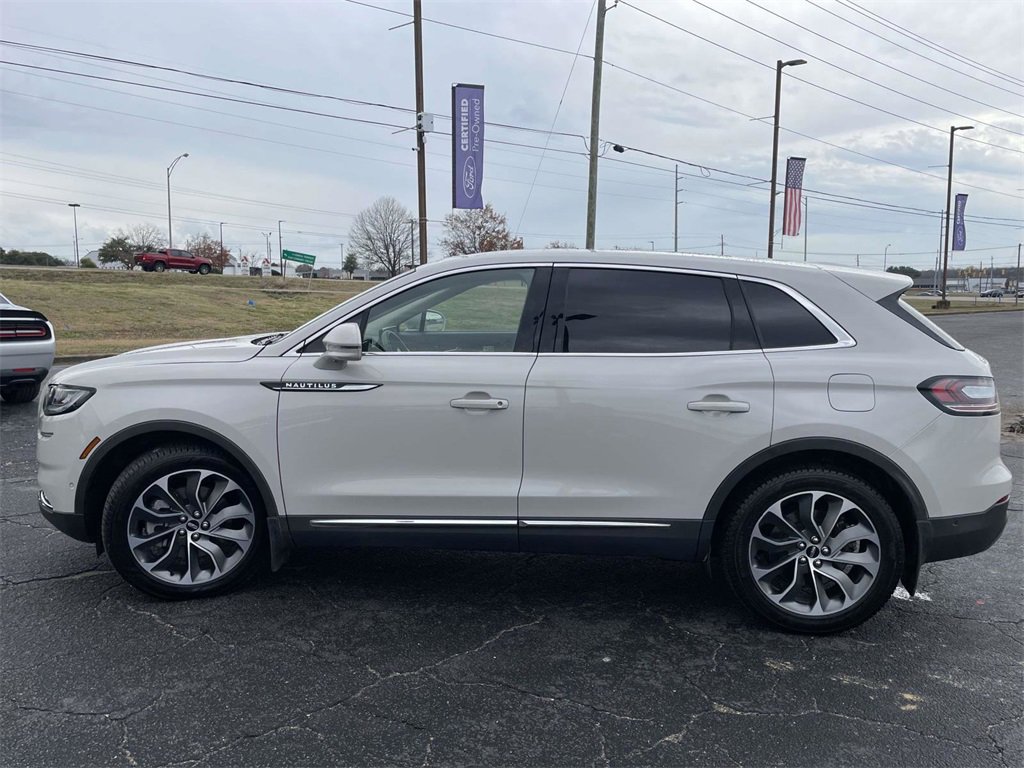 Certified 2023 Lincoln Nautilus Reserve w/ Equipment Group 201A image 6