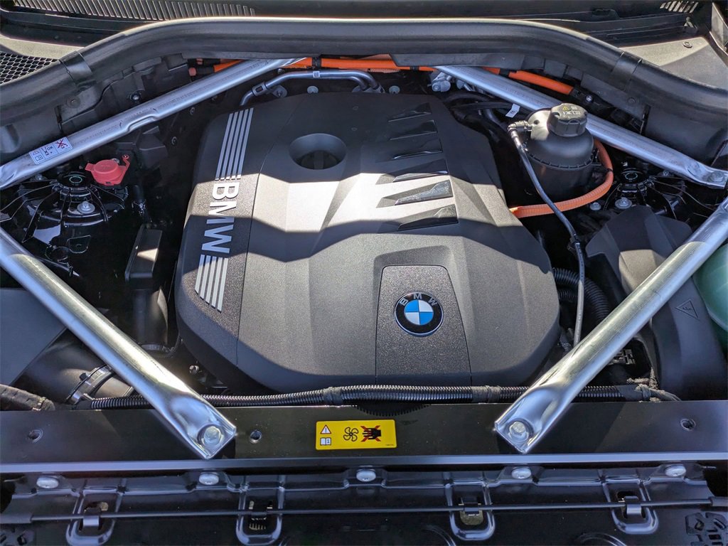 New 2026 BMW X5 xDrive50e w/ M Sport Package image 39