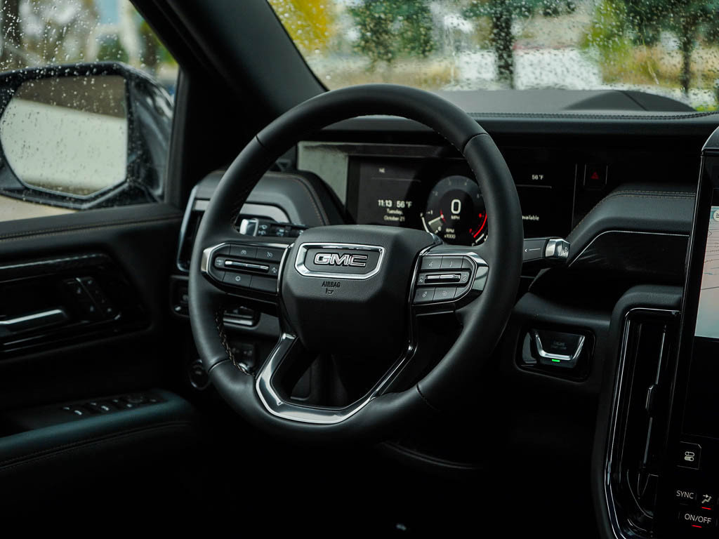 New 2026 GMC Yukon XL AT4 w/ AT4 Premium Package AWD/4WD image 17