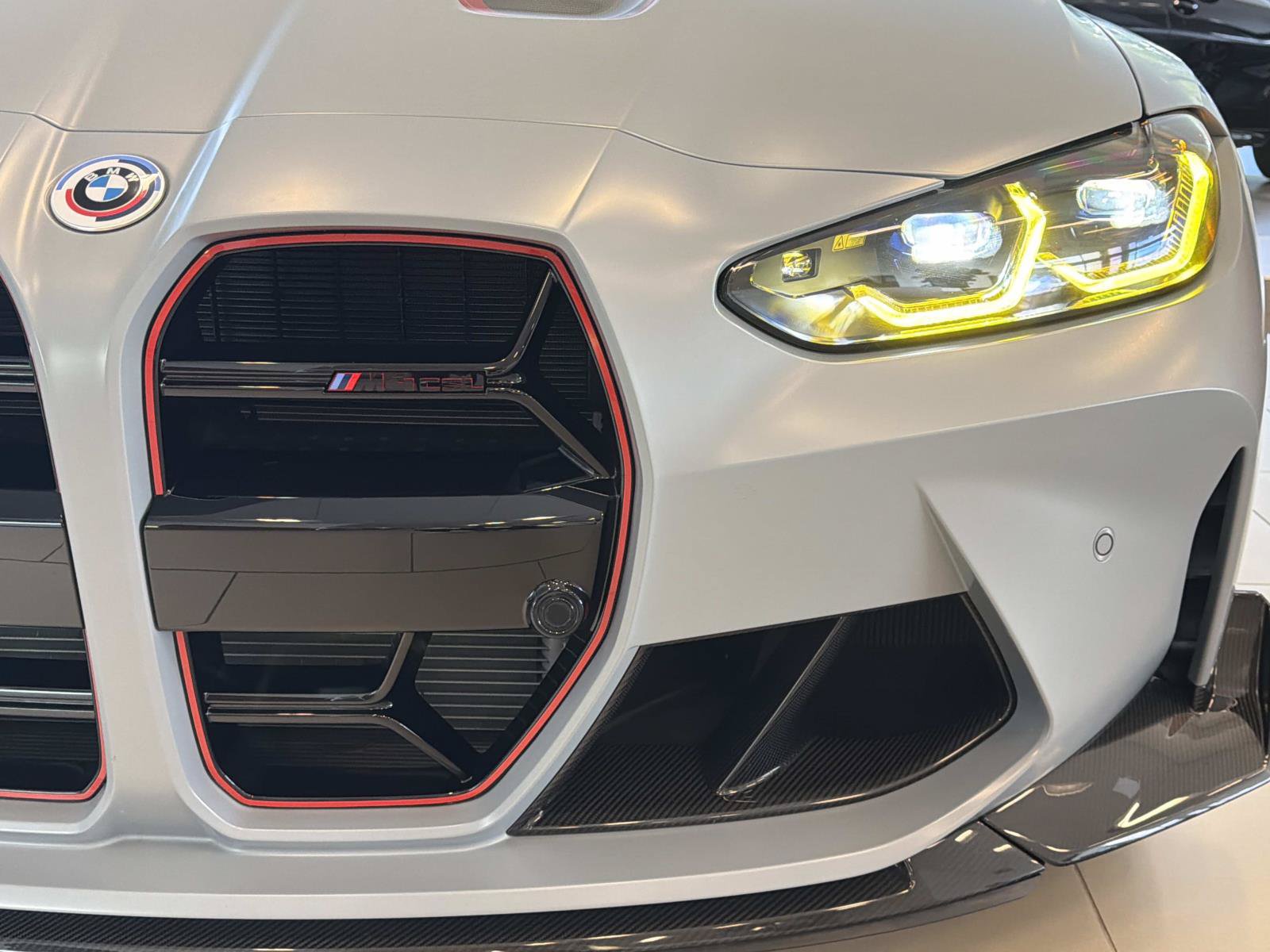 Used 2023 BMW M4 CSL RWD image 13