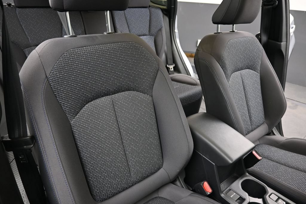 Certified 2025 Subaru Forester Premium AWD/4WD image 14