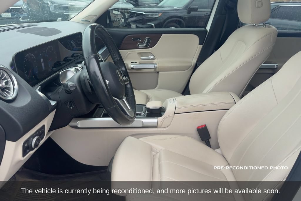 Used 2020 Mercedes-Benz GLB 250 4MATIC image 11