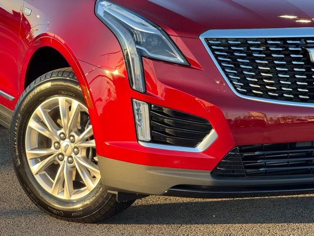 New 2025 Cadillac XT5 Luxury image 11