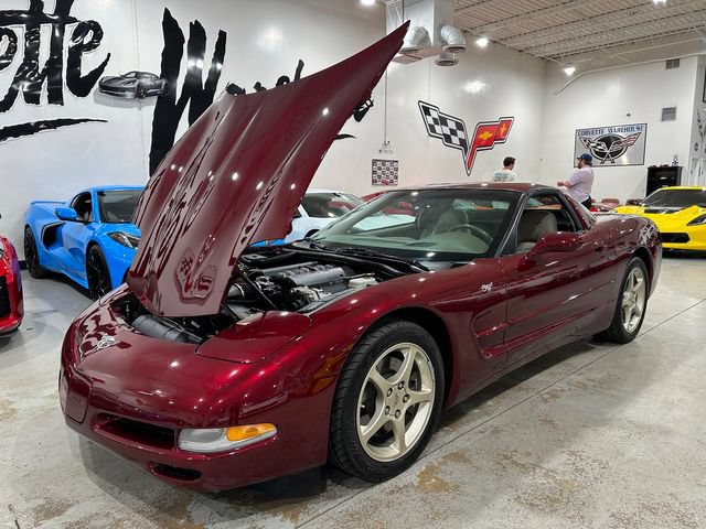 Used 2003 Chevrolet Corvette Coupe w/ Preferred Equipment Group RWD image 31