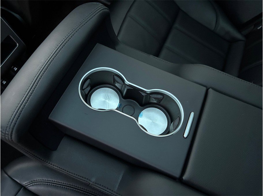 Used 2020 Land Rover Range Rover Sport SE image 42