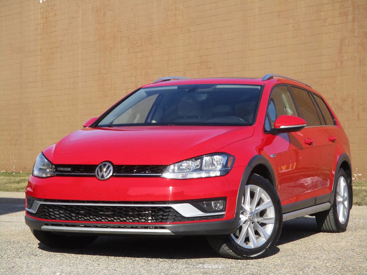 Used 2018 Volkswagen Golf Alltrack SE image 60