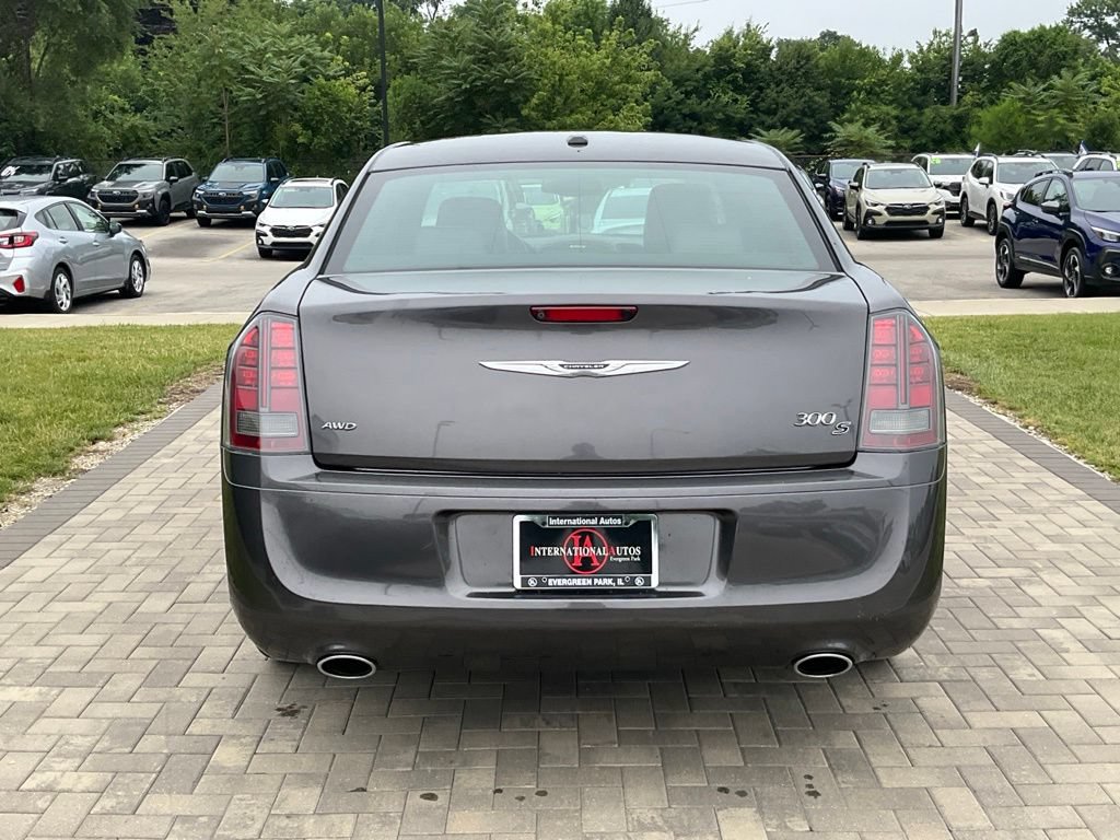 Used 2014 Chrysler 300 S AWD/4WD image 7