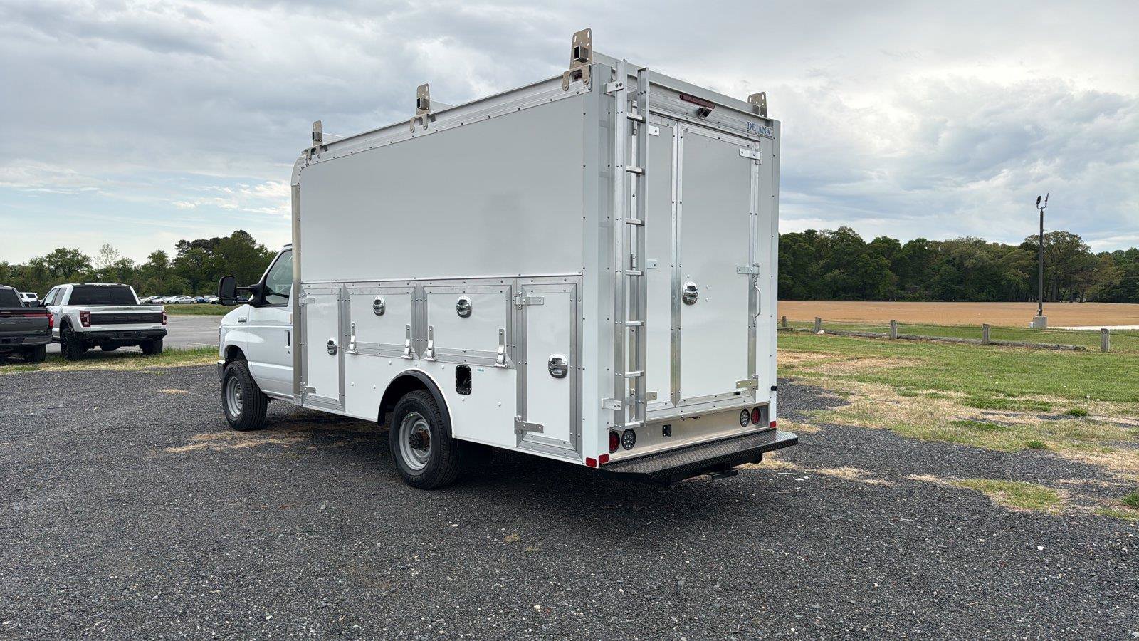 New 2027 Ford E-350 and Econoline 350 Super Duty w/ Power Equipment Group RWD image 3
