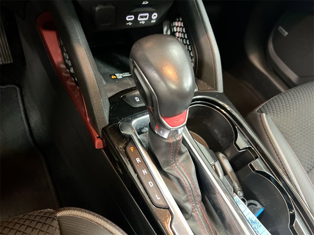 Used 2022 Chevrolet TrailBlazer RS w/ Sun and Liftgate Package image 16