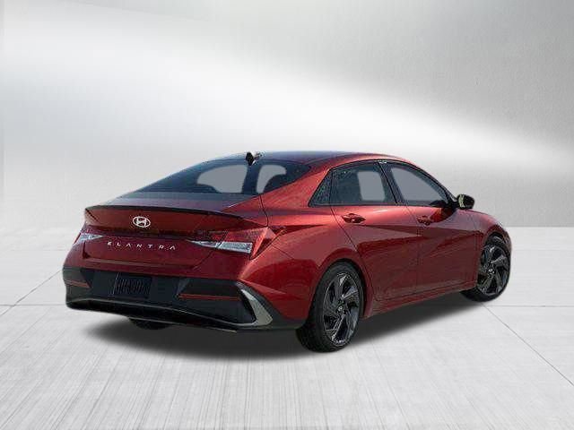 New 2026 Hyundai Elantra Sport FWD image 4