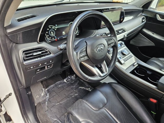 Used 2022 Hyundai Palisade Limited FWD image 16
