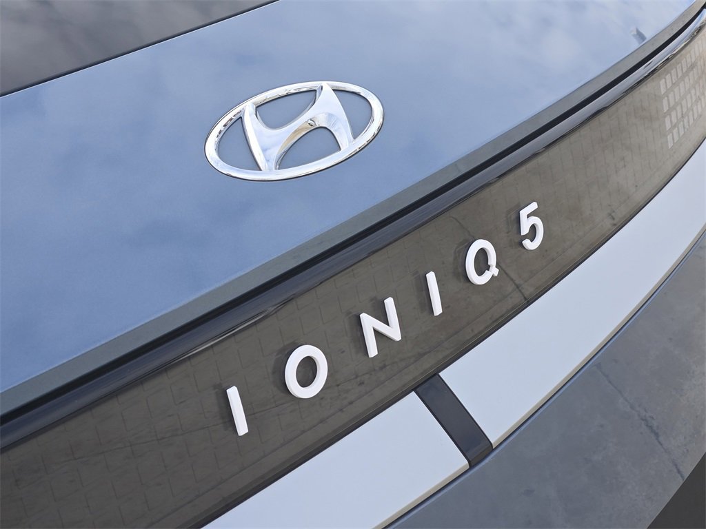 Used 2024 Hyundai Ioniq 5 SEL image 11