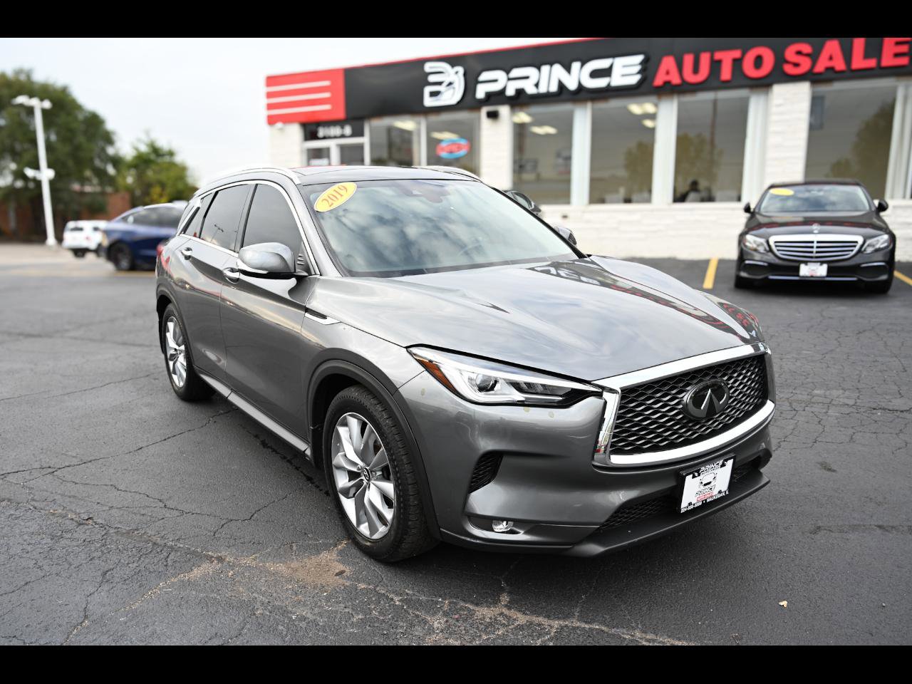 Used 2019 INFINITI QX50 Luxe w/ Navigation Package AWD/4WD image 1