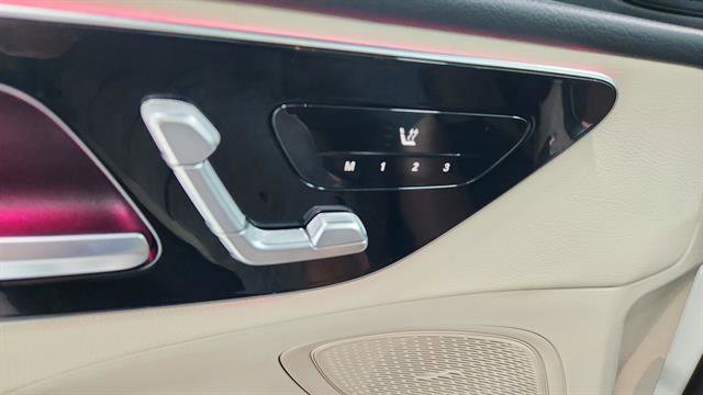 Used 2024 Mercedes-Benz C 300 4MATIC Sedan image 18
