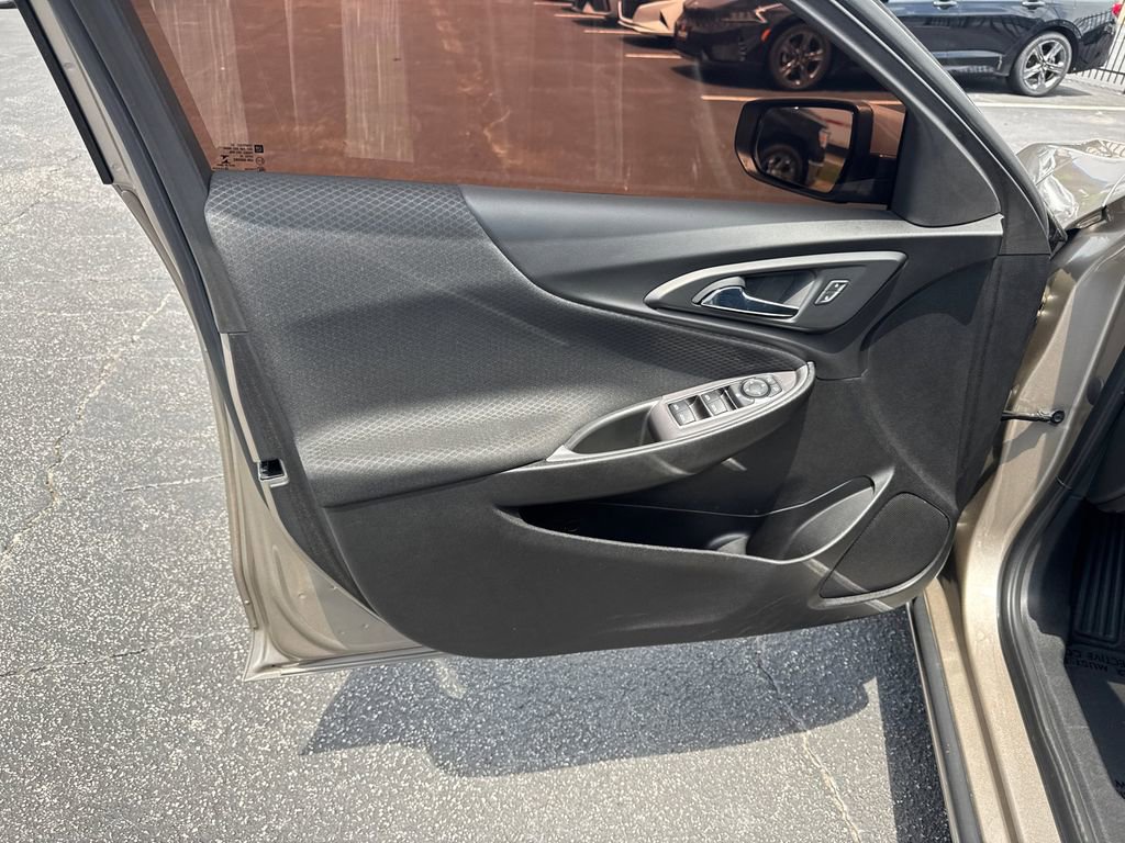 Used 2022 Chevrolet Malibu RS FWD image 11