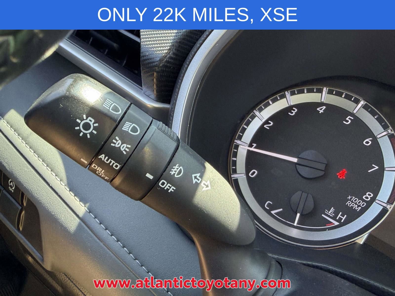 Used 2023 Toyota Highlander XSE AWD/4WD image 27