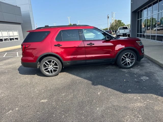 Used 2016 Ford Explorer Sport w/ Equipment Group 401A AWD/4WD image 7