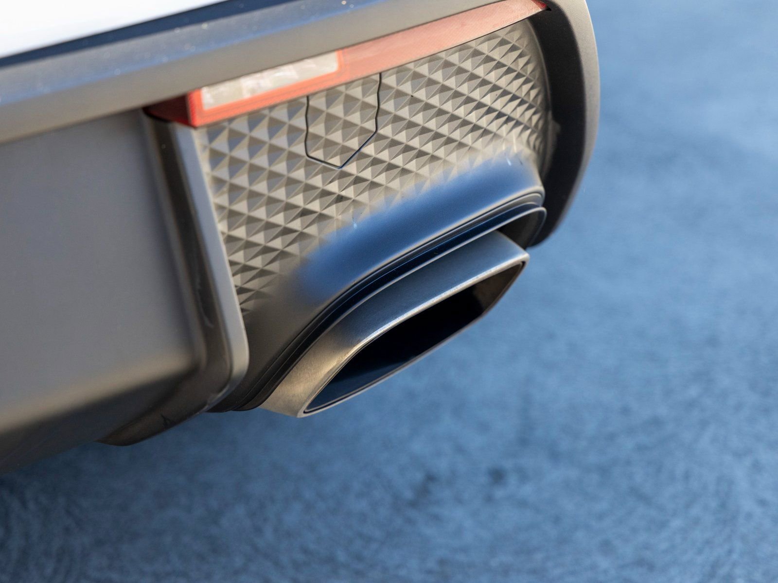 Certified 2025 Porsche Macan image 22