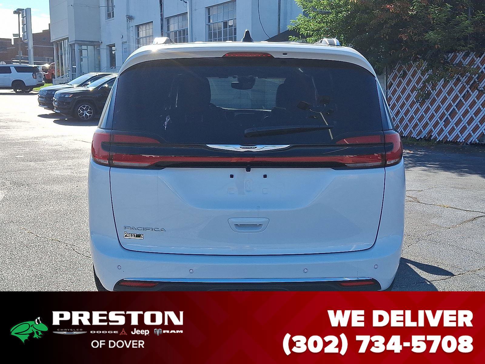 New 2026 Chrysler Pacifica Pinnacle w/ Trailer Tow Group image 5