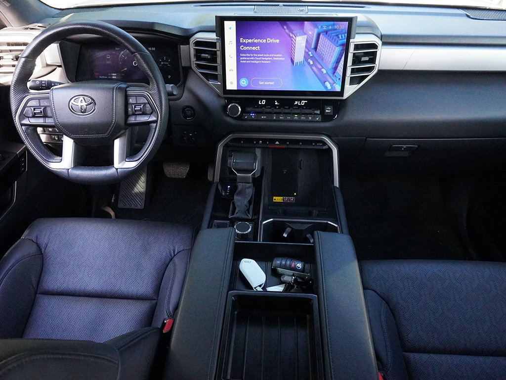 Used 2025 Toyota Tundra Limited AWD/4WD image 37