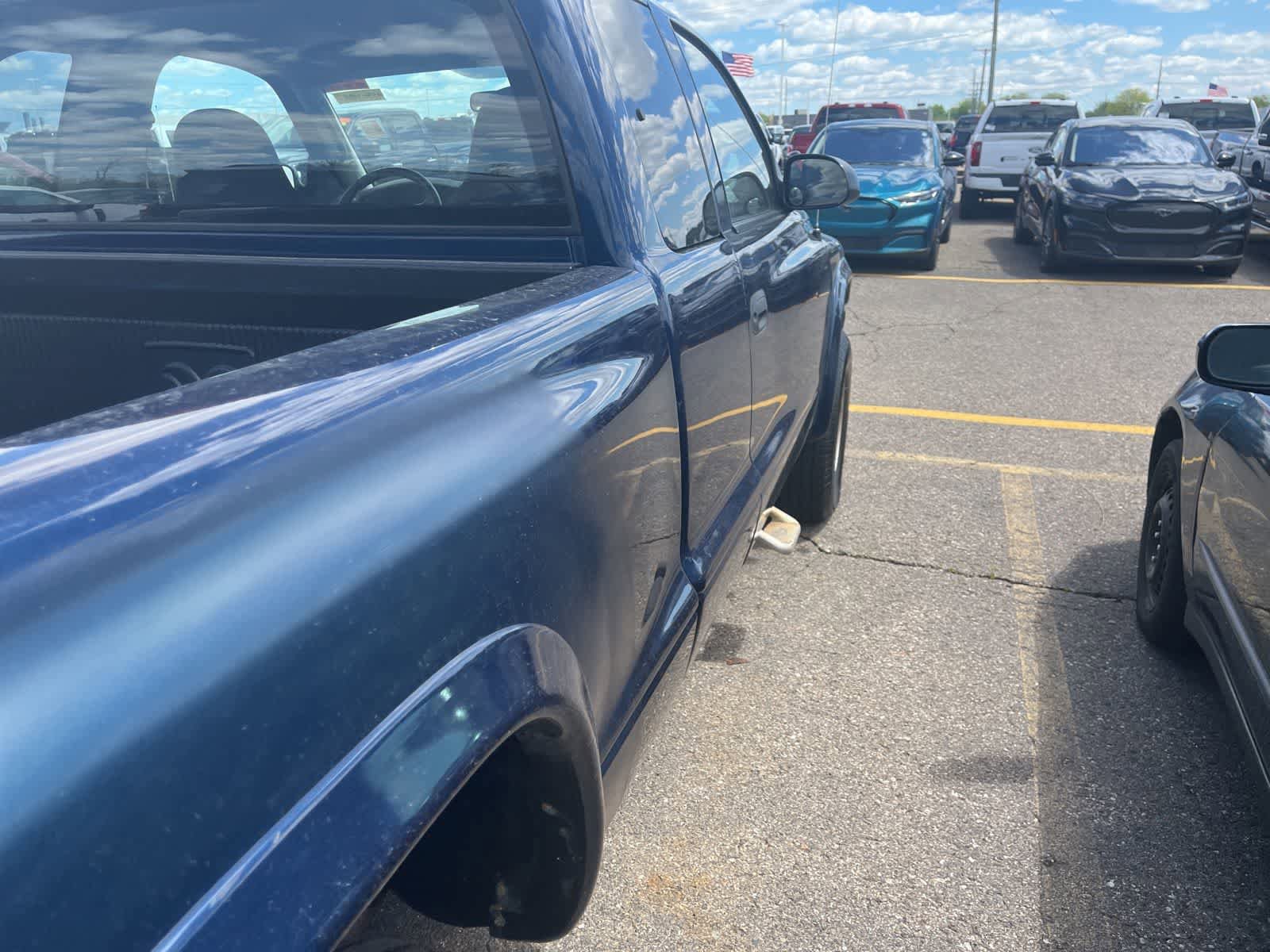 Used 2004 Dodge Dakota 4x4 Club Cab w/ Tire & Handling Group image 15