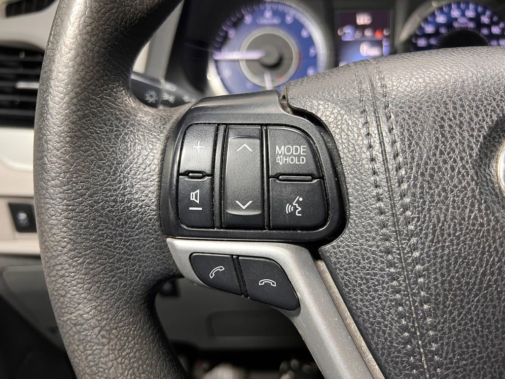 Used 2019 Toyota Sienna LE FWD image 10