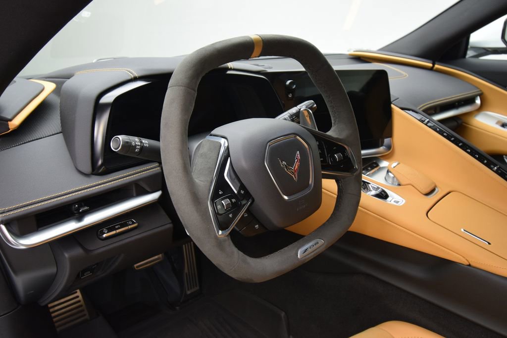 Used 2024 Chevrolet Corvette Z06 image 13