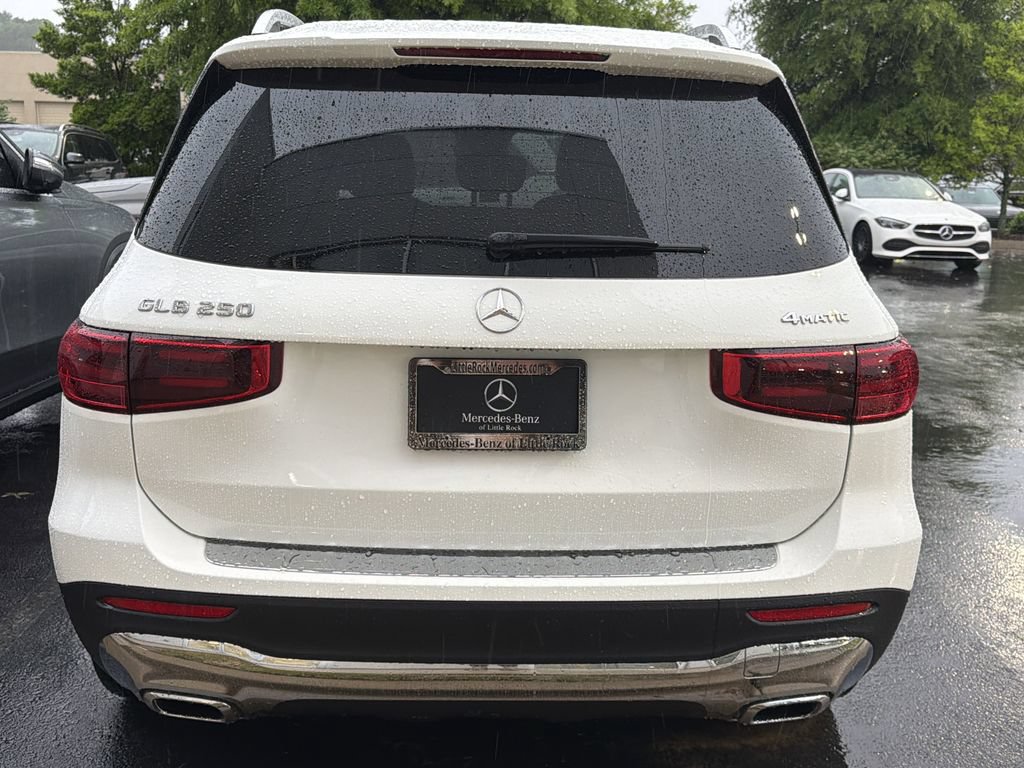 Certified 2026 Mercedes-Benz GLB 250 4MATIC image 10