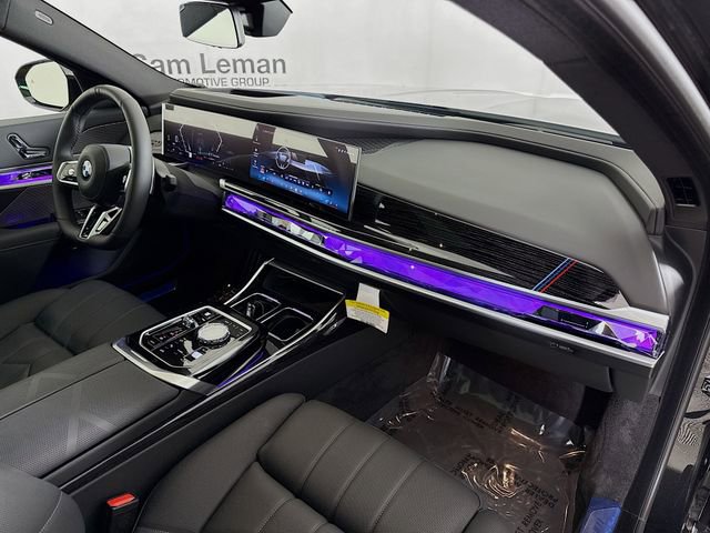 Used 2026 BMW 740i xDrive image 31