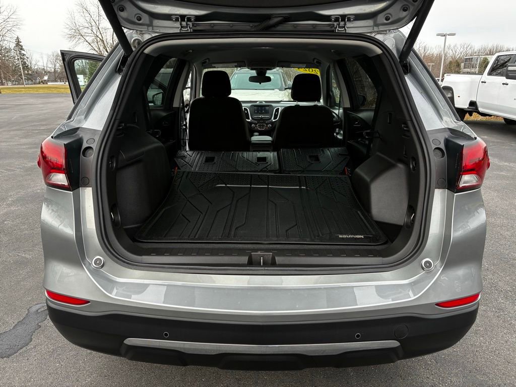Used 2024 Chevrolet Equinox LT w/ LPO, Floor Liner Package image 39