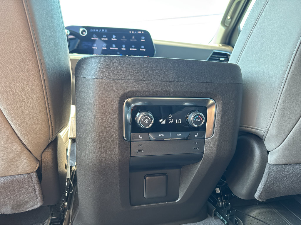 New 2026 Chevrolet Tahoe Z71 w/ Comfort Package AWD/4WD image 28
