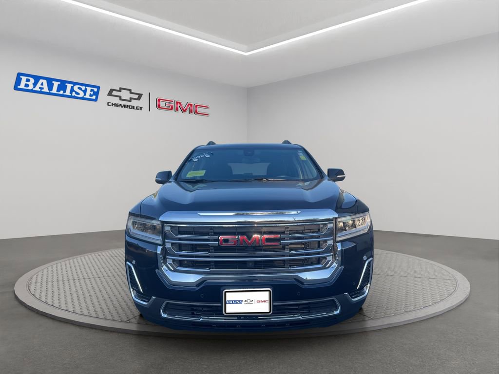 Used 2022 GMC Acadia SLE w/ Driver Convenience Package image 2