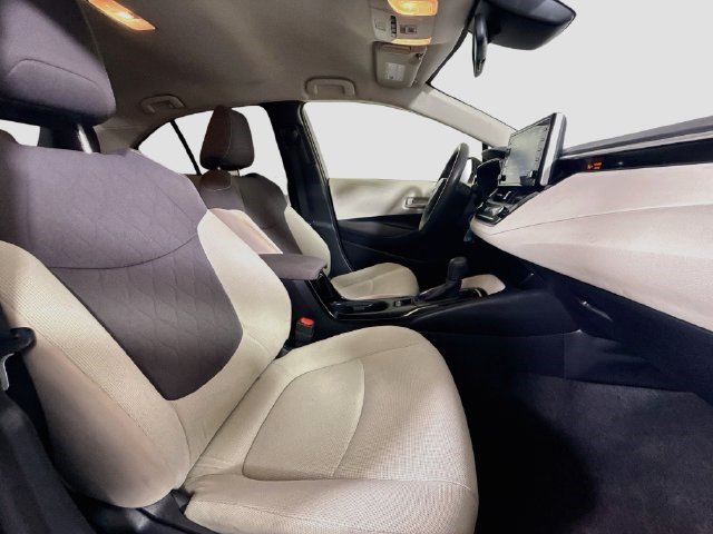 Used 2020 Toyota Corolla LE FWD image 27