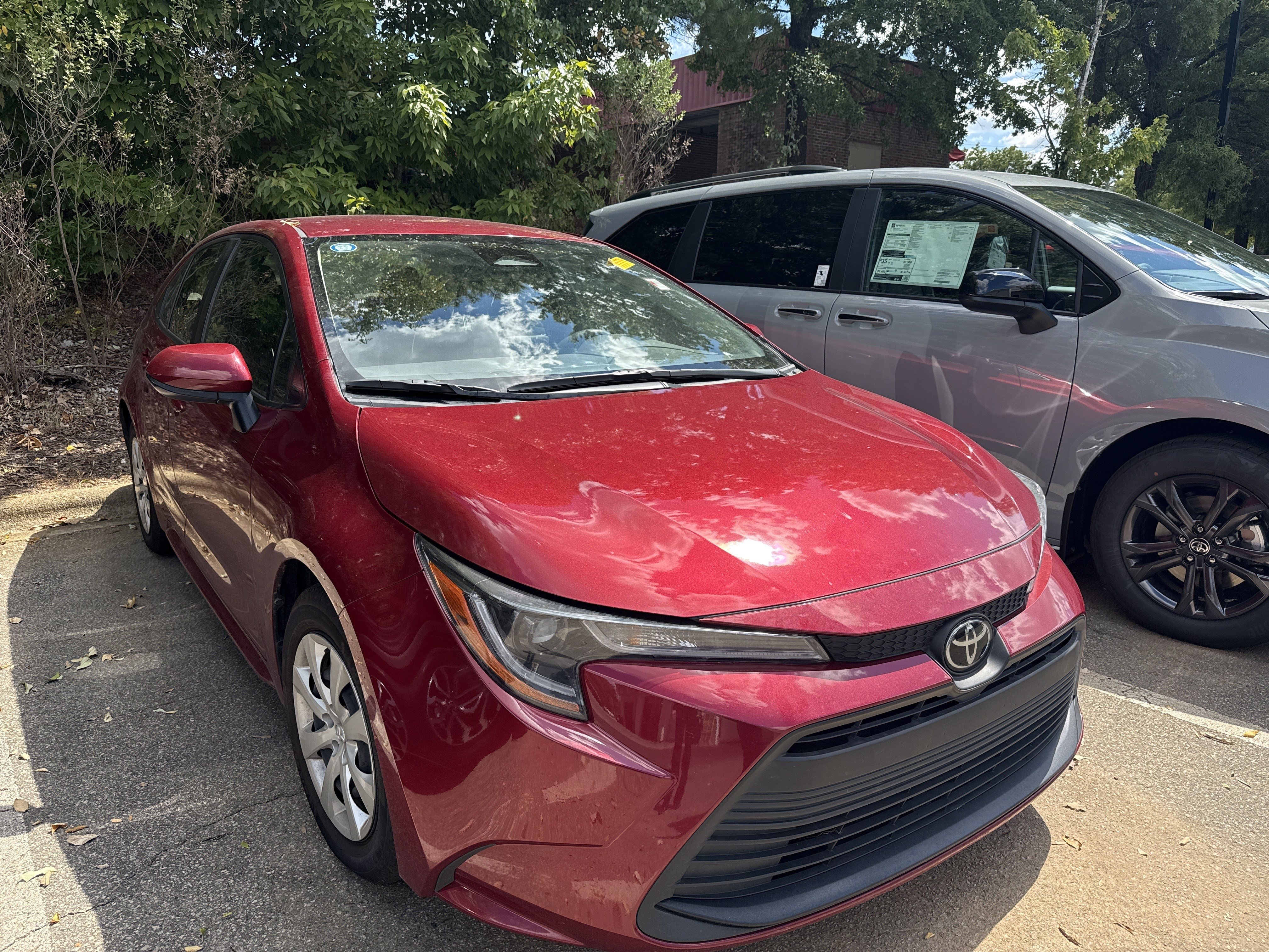 Used 2023 Toyota Corolla LE FWD image 37